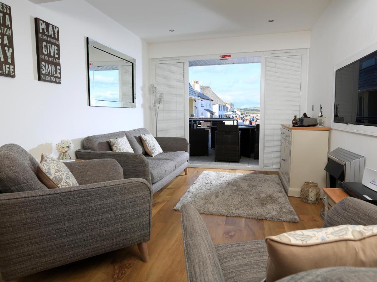 1 At The Beach Beesands Exterior photo